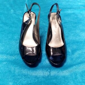 Bandolino black classic open toe heels size 8.5